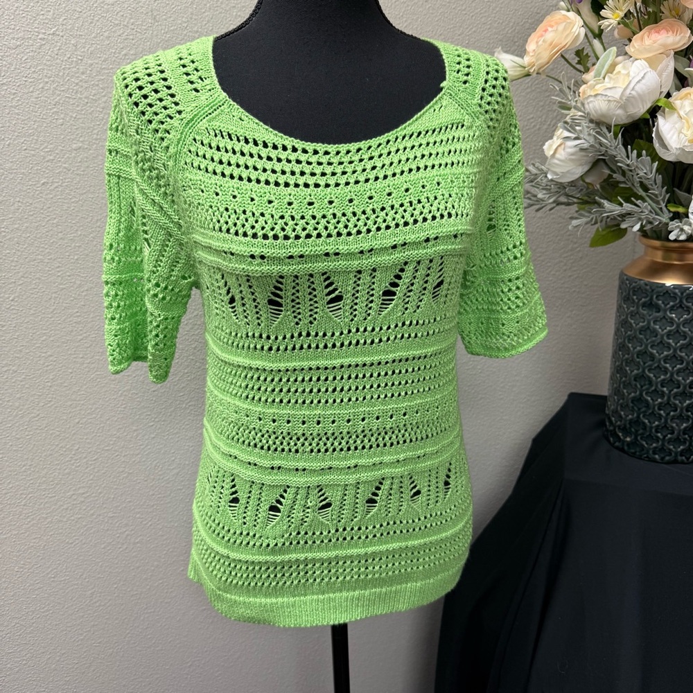 Cato Bright Green Open Knit Sweater M Short Sleeve Boho Crochet Spring Layer Top